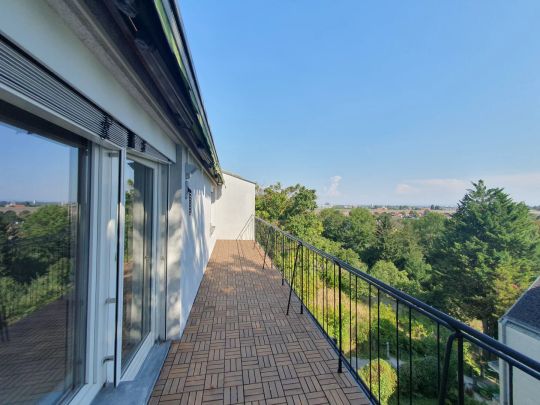 Fernblick über den Süden Wiens - !!!KEIN LIFT!!! - 4 Zimmer Wohnung mit sonniger Südterrasse - Photo 1