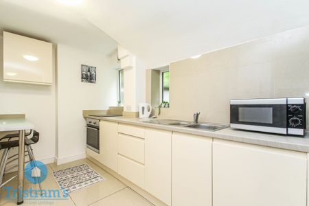 2 bed Apartment for Rent - Photo 3