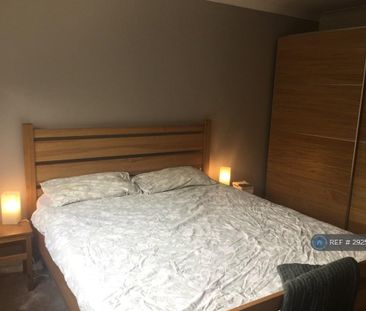 2 bedroom maisonette to rent - Photo 3