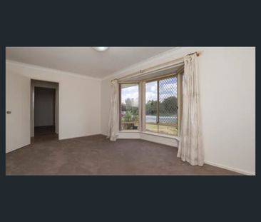 6 Ryland Road, Kelmscott, WA 6111 - Photo 4