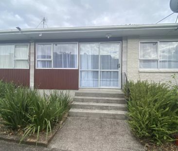 TIDY STUDIO UNIT IN MOUNT EDEN - Photo 2