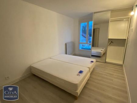 Location Appartement 4 pièces 86m² BOURGES 18000 - Photo 3