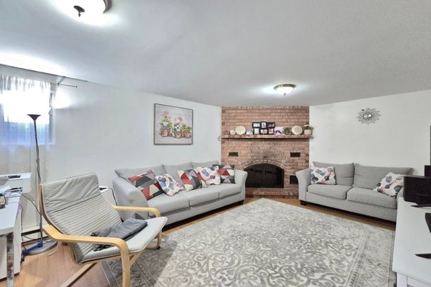 Maison à étages à louer - Laval (Chomedey) (Autres) - Photo 1