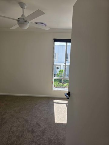 North Lakes - Photo 2