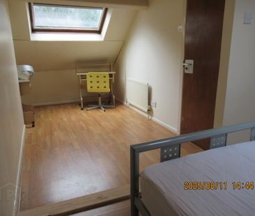 1 Curzon Street, Belfast, BT7 1QU - Photo 3