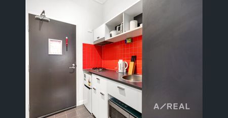 Modern Fully Furnished Studio Steps from Melbourne University - Photo 3