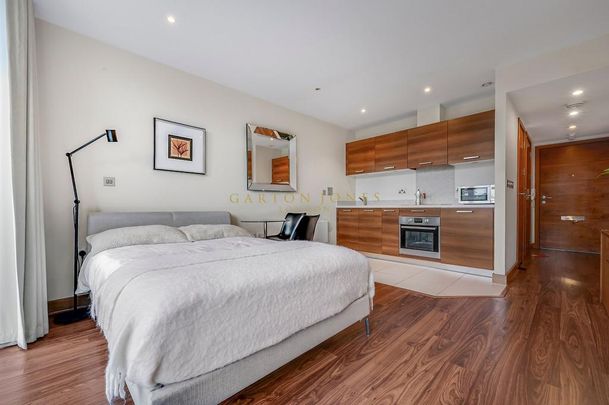 Studio to rent - Photo 1