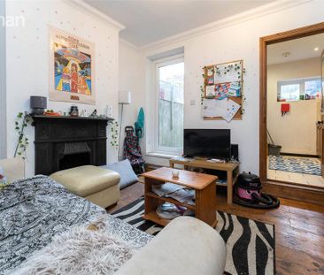 4 bedroom terraced house to rent - Photo 2