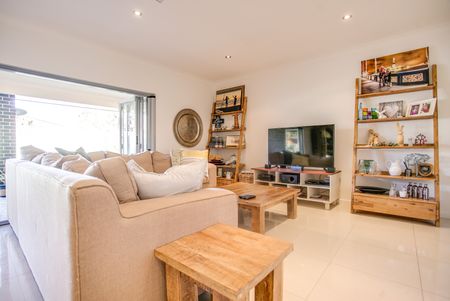 11 Lexington Road, Henley Beach South SA 5022 - House For Rent | Domain - Photo 2