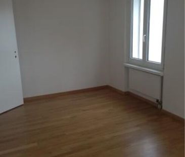 Central location with lake view - Photo 6