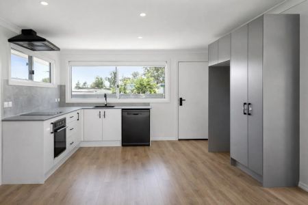 2 Bedroom Home - Photo 4