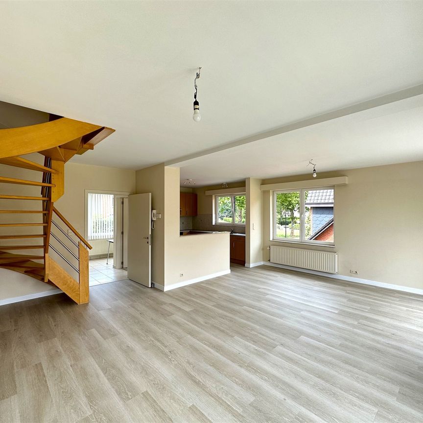 Appartement te huur - Photo 1