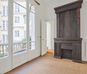 Appartement • Mairie, Paris 8ème - Photo 4