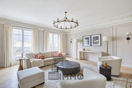 Appartement • Triangle d'Or, Paris 8ème - Photo 2