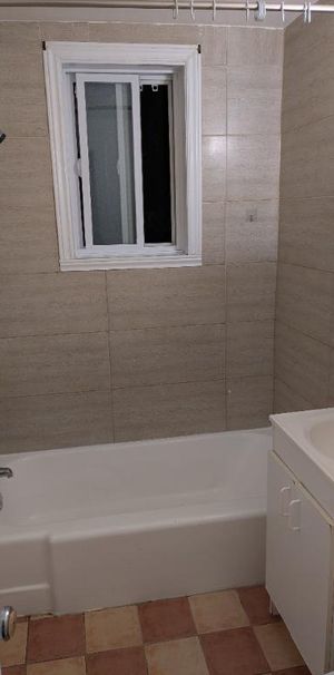 3 1/2 à Longueuil - Photo 1