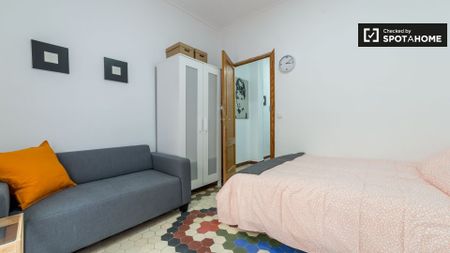 valencia, Valencian Community 46021 - Photo 2