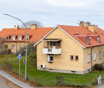 Almbyvägen, Örebro - Photo 1