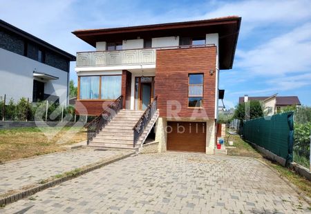 Casa individuala de 230 mp cu 5 camere, garaj, teren de 1000 mp in Iris- strada Oasului - Fotografie 2
