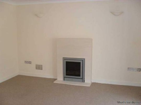 2 bedroom property to rent in Holywell - Photo 1