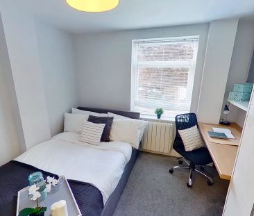 Flat 2 - Photo 3