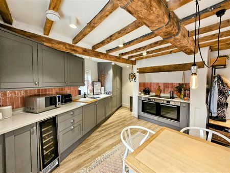 4 bedroom house to rent - Photo 3