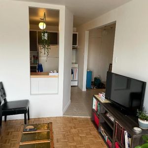 3-1/2 Longueuil (Le Vieux-Longueuil) $ 1 180 - Photo 2