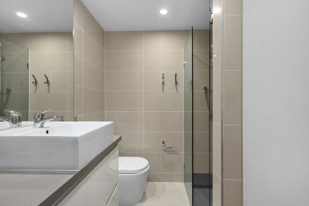Stylish Furnished Apartment in the Heart of South Yarra - Photo 5