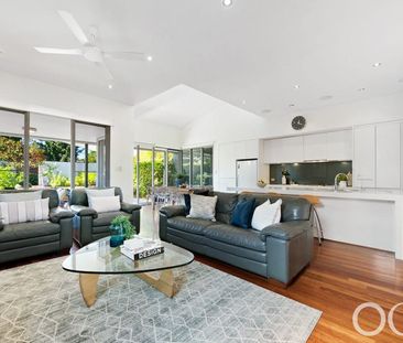 Open the Door to Architectural Brilliance - Photo 1