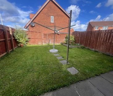 1 Woodford Grange, Bangor, BT19 6ZA - Photo 1