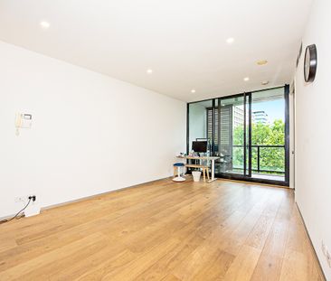 305/539 St Kilda Road, Melbourne VIC 3004 - Apartment For Rent | Do... - Photo 2