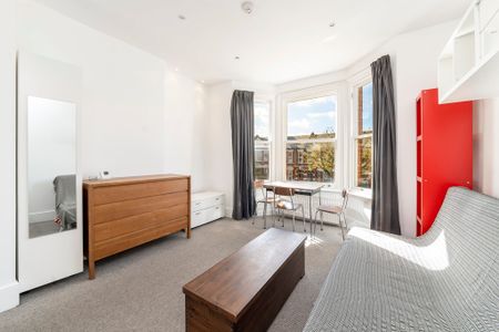 Yewfield Road, London, NW10 - Photo 2