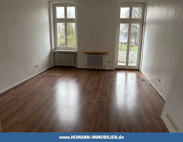 Schicke Altbauwohnung in Bahnhofsnähe - Foto 1