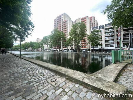 Logement à Paris, Location meublée - Photo 5