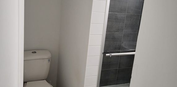 For Lease - 76 Lexington Road, Brampton, Ontario - Photo 2