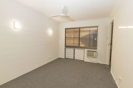 13/80-84 Queens Road, Hermit Park - Photo 2