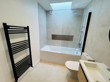 2 bedroom apartment to rent - Photo 5