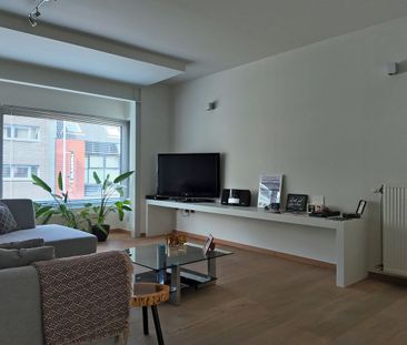 Uitzonderlijk afgewerkt duplex-appartement gelegen in het centrum v... - Photo 6