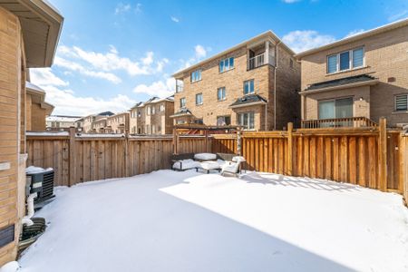 For Lease - 437 Silver Maple Road, Oakville, Ontario - Photo 3