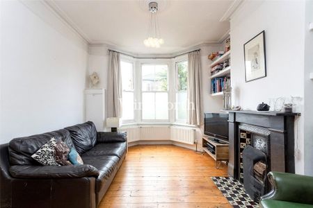 3 bedroom terraced house to rent - Photo 2