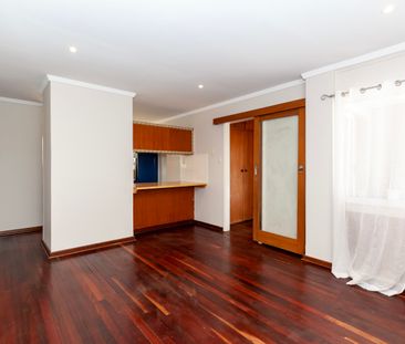 126 Westfield Road, Kelmscott WA 6111 - Photo 5