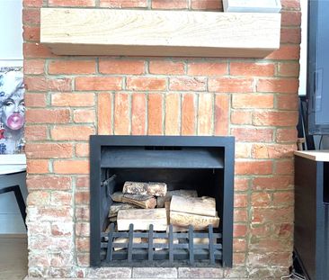 Aldershot Road, Church Crookham, Fleet, Hampshire, GU52 - Photo 2