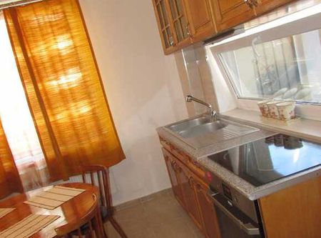 Apartament 1 camera, decomandat, 48 mp, prima inchiriere, loc de parcare, zona Garii - Fotografie 2