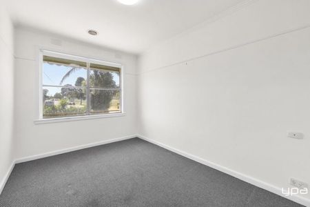 Comfort in a Prime Broadmeadows Location - Photo 3