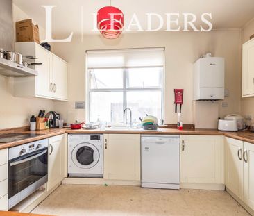 1 bedroom room to rent High Street, Reigate, RH2 - Photo 6