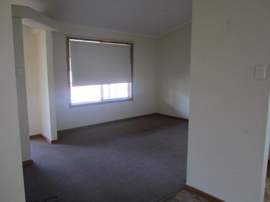 4 Bedroom home - Photo 1