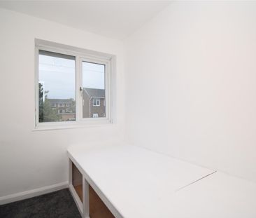 Elmwood Close, Walton, Wakefield - Photo 1