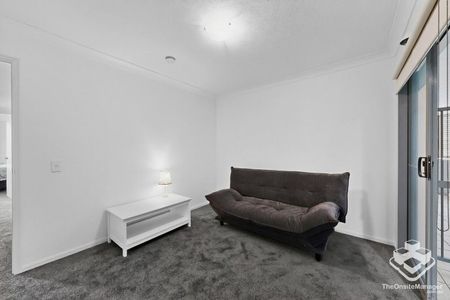 Fully furnished freshly updated Unit - Photo 5