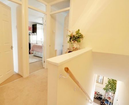 3 Bed Semi-Detached House, Eastglade Road, NG5 - Photo 3