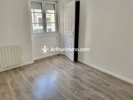 Location Appartement 3 pièces 87 m2 à Corbeil-Essonnes - Photo 3