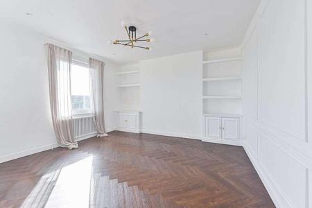 Ravensbourne Park, Catford, SE6 - Photo 2